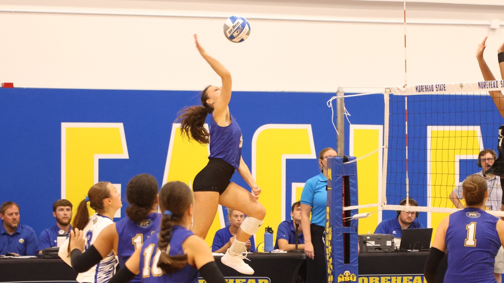 Ella Warrick on the Attack