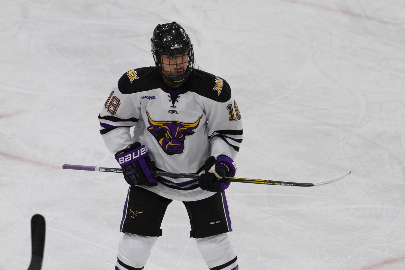 Megan Hinze Women's Hockey Minnesota State University Mankato Athletics