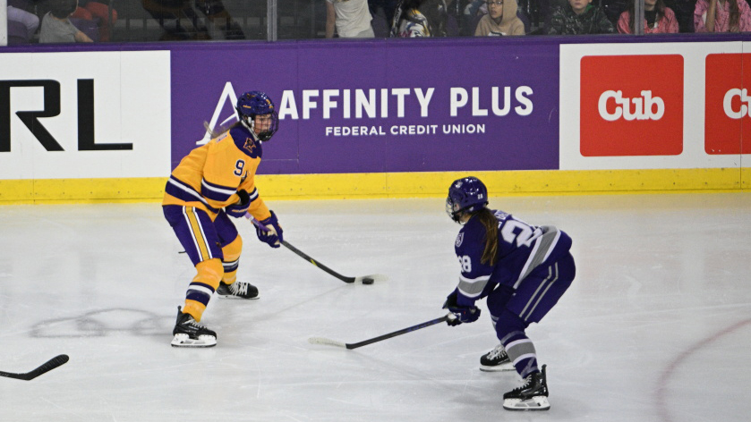 Kamryn Van Batavia skates toward the netin MSU's 2-1 loss to St. Thomas (10.10)