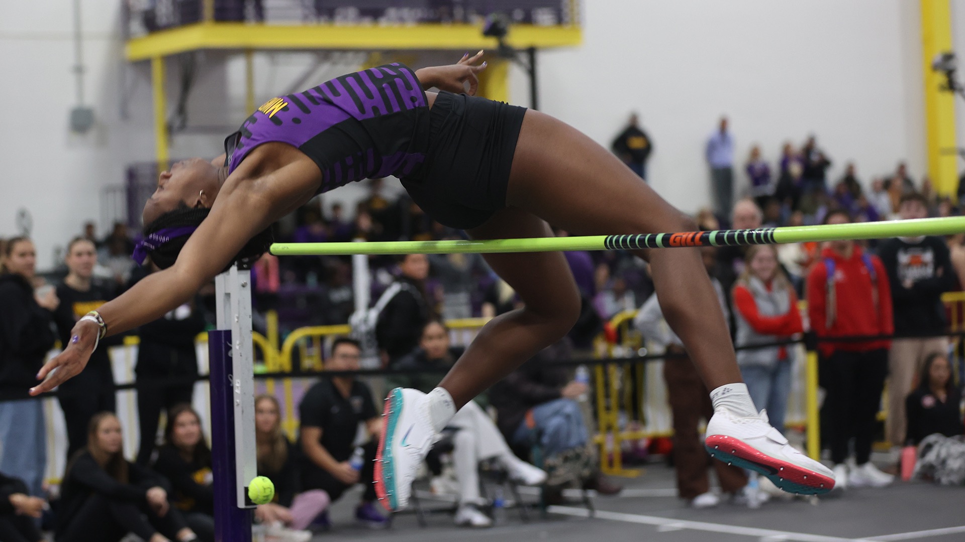 Lillian Washington competes in the final day of the NSIC Championships (3.1)