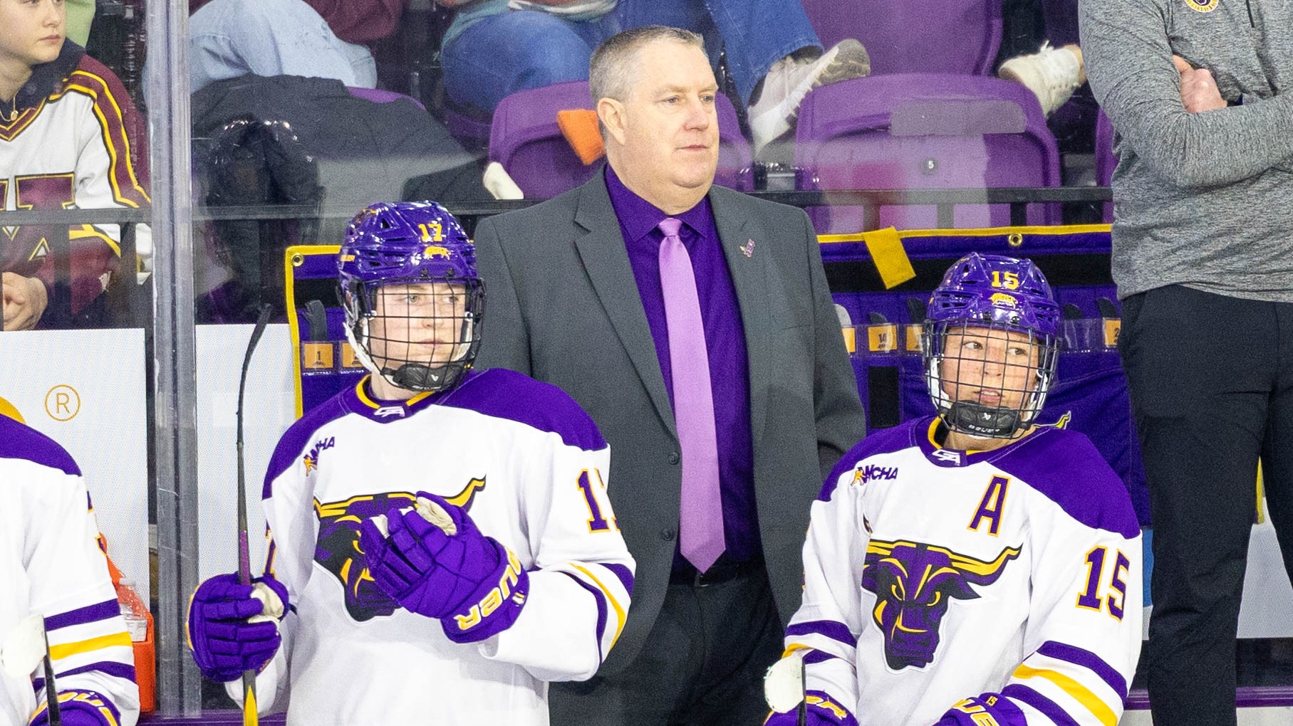 Minnesota State Assocaite Head Coach Jeff Giesen watches play during MSU's game against Minnesota (1.9)
