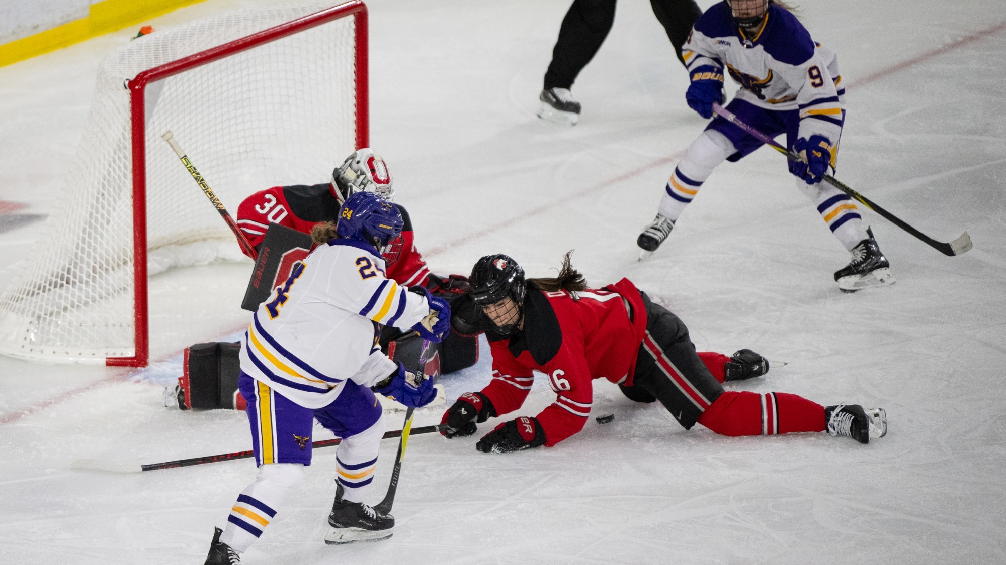 Otremba battles in front of the OSU net during the Mavericks game against Ohio State (1.17)