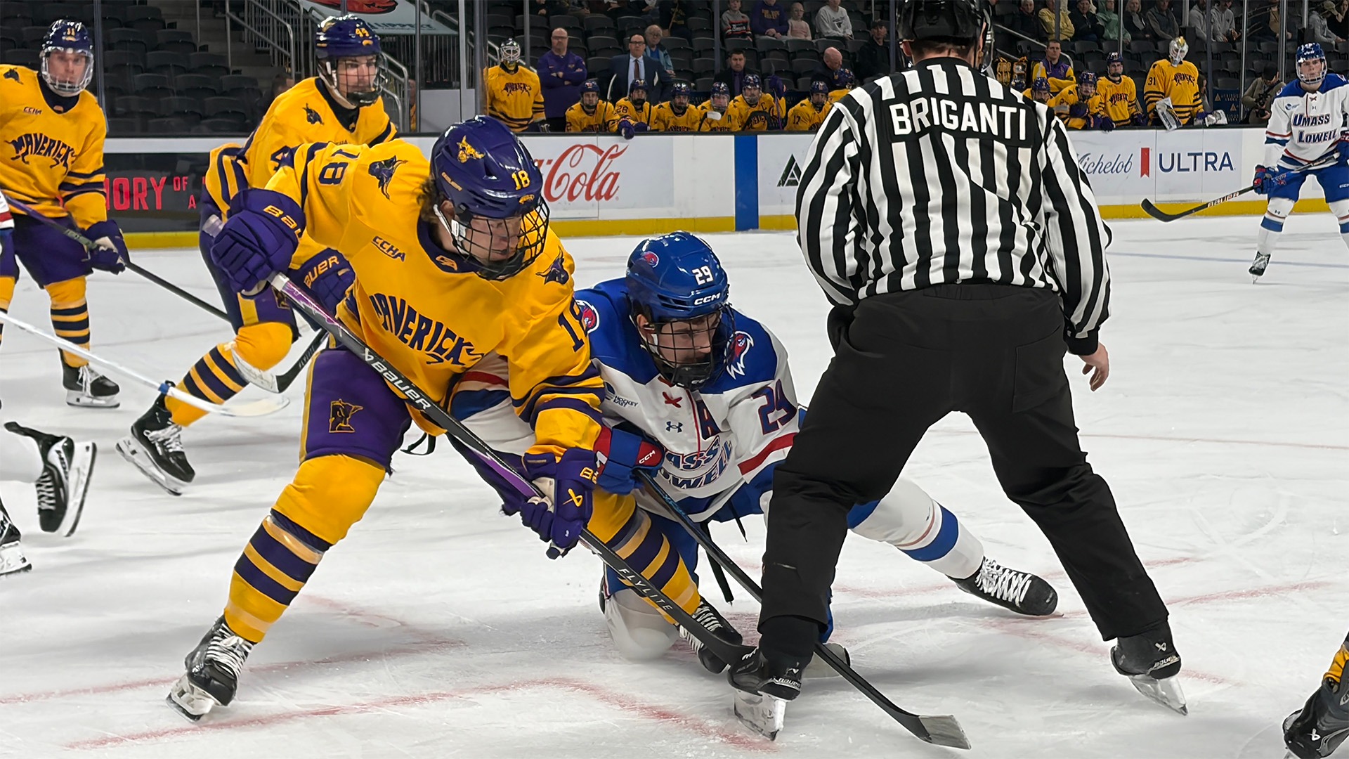 Jakob Stender Faceoff vs. UMass Lowell Friday Cactus Cup 2026