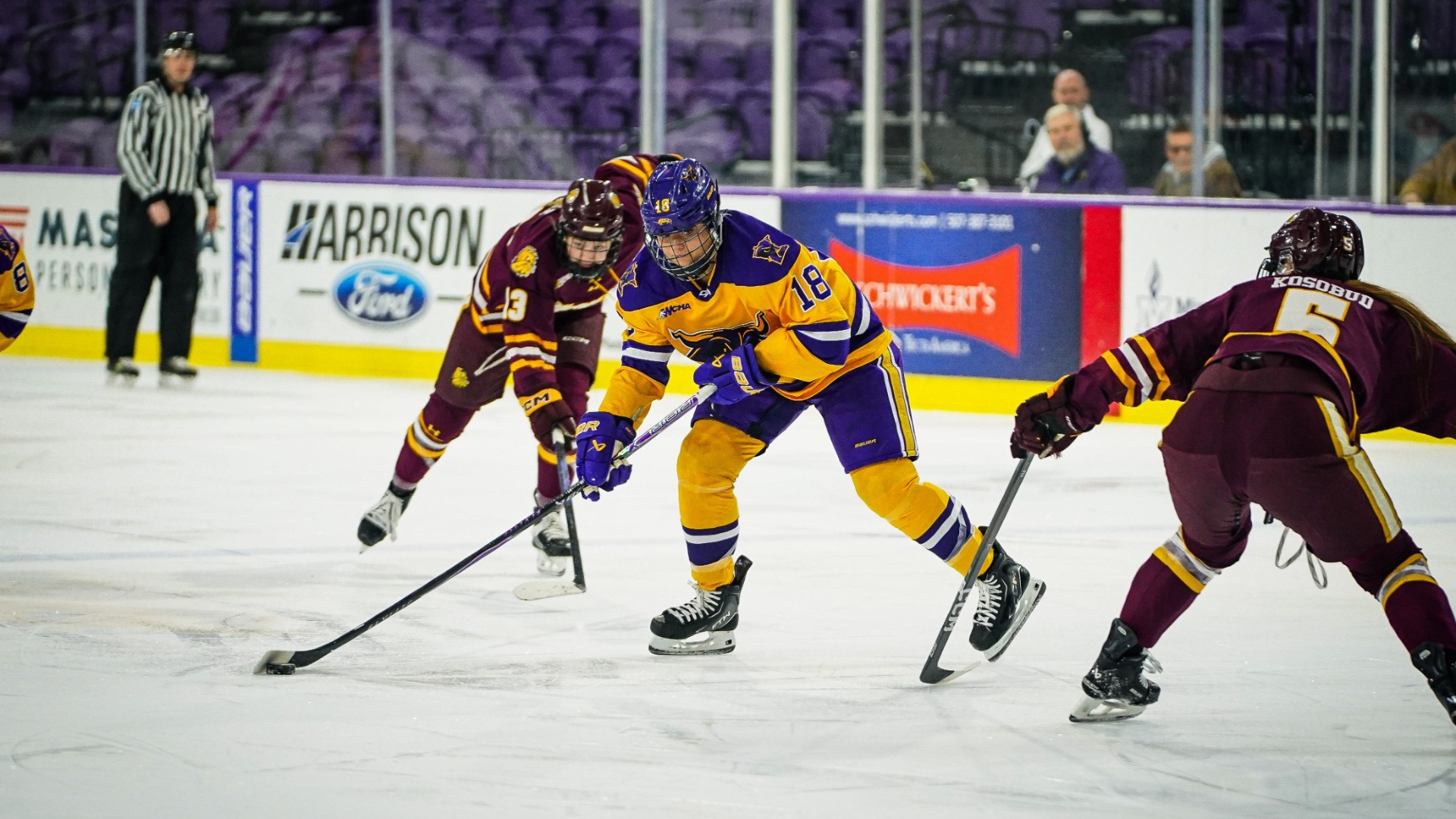 Makayla Moran vs UMD 1.24