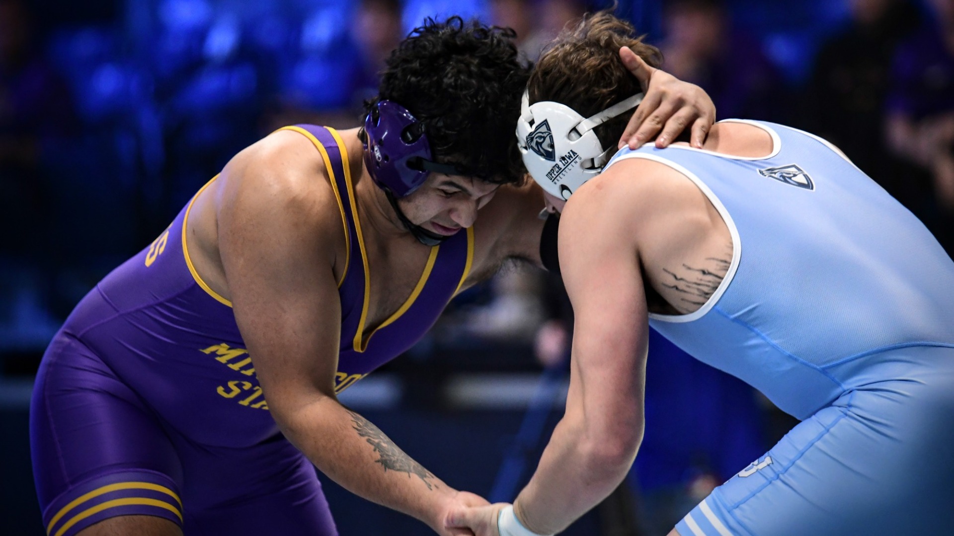 Jesus Gonzalez wins vs. Upper Iowa on the road Jan. 3
