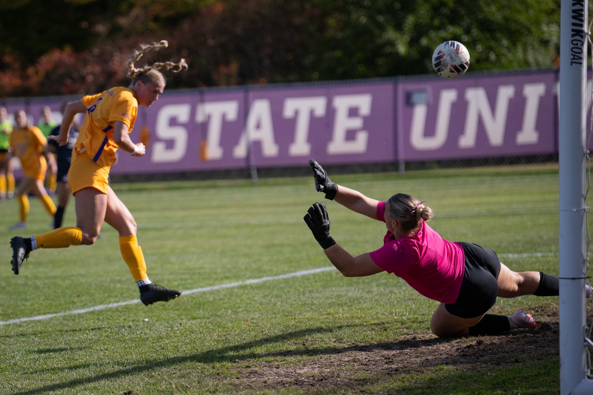 Maddix Archer heads in a goal against CSP