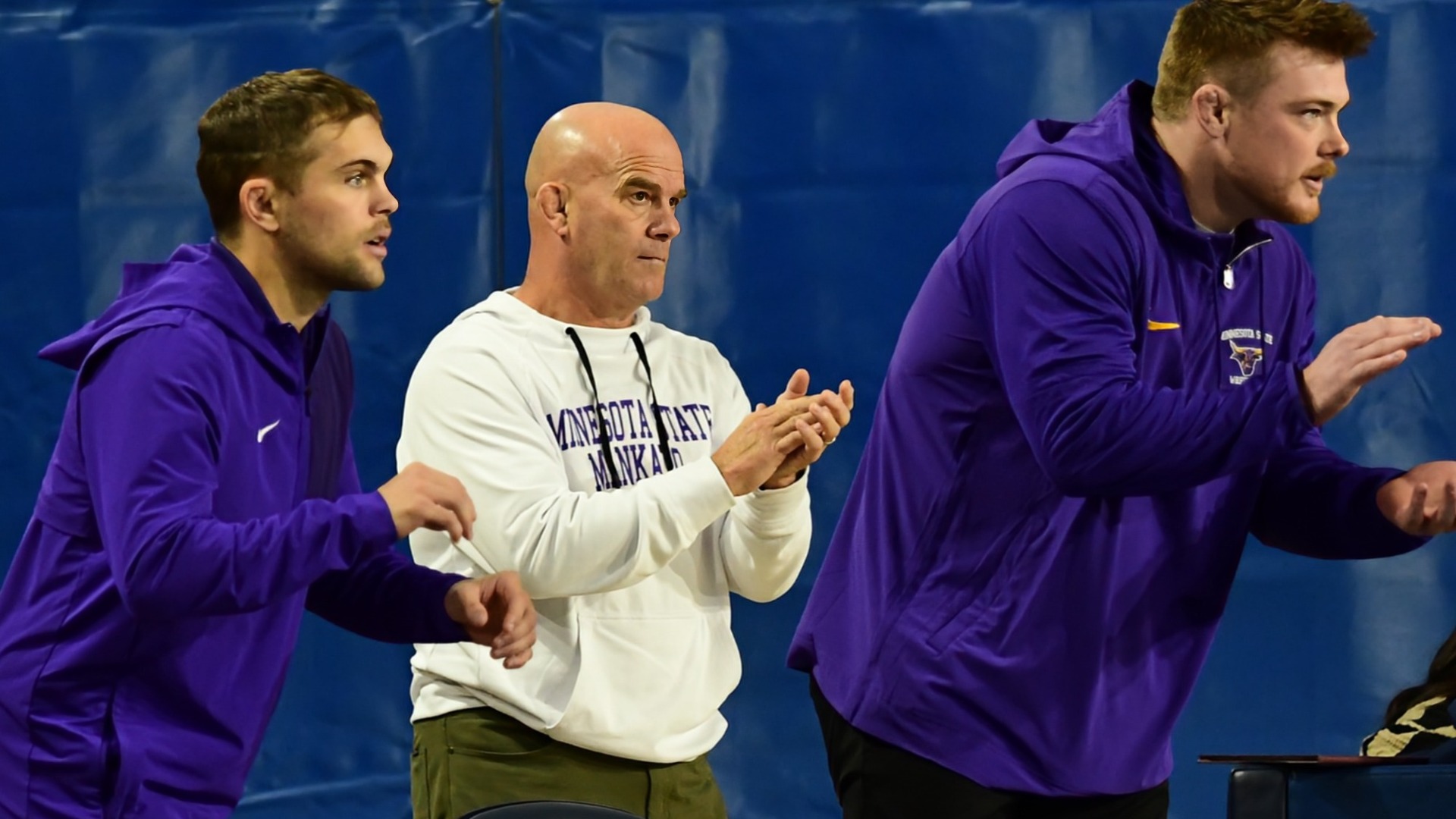 Jim Makovsky coaching vs. Augustana 2025-26