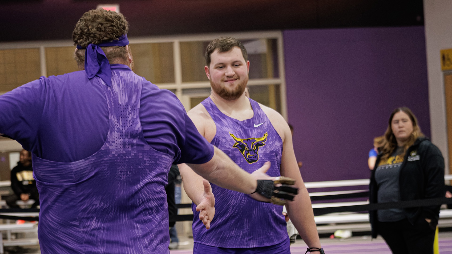 Henry Warsaw high five at mark schuck open and multi