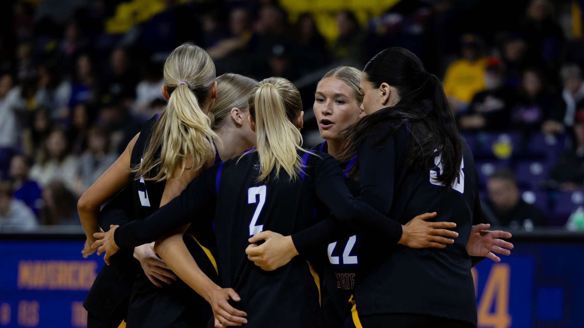 Maverick players huddle prior to an in bounds play during Minnesota State's game against Southwest Minnesota State (2.7)