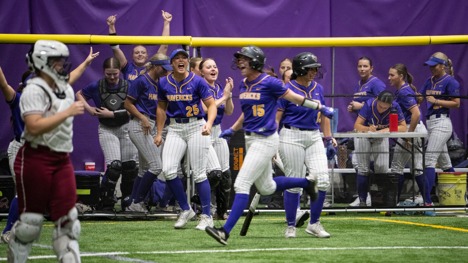 Finley Anderson coming home to score against Northern State inside the MSU All-Sport Dome