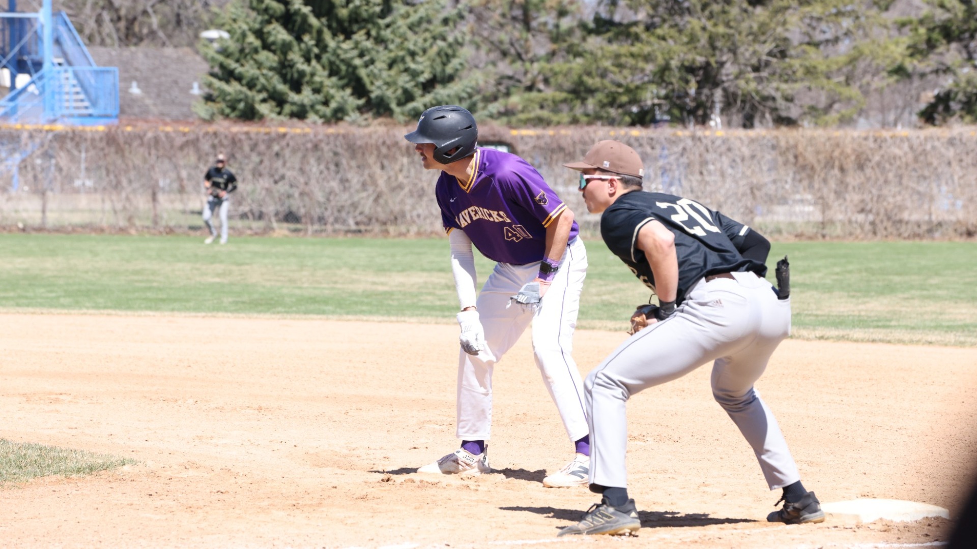 Brandon Vlcko ready to run to second base vs SMSU