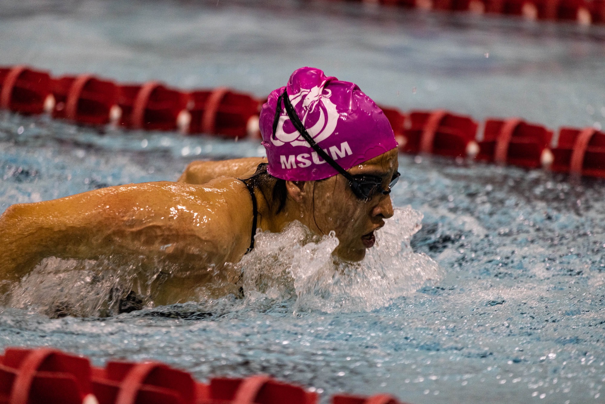 Fernanda Leon won the 400-yard IM at the Rochester Invitational on Friday