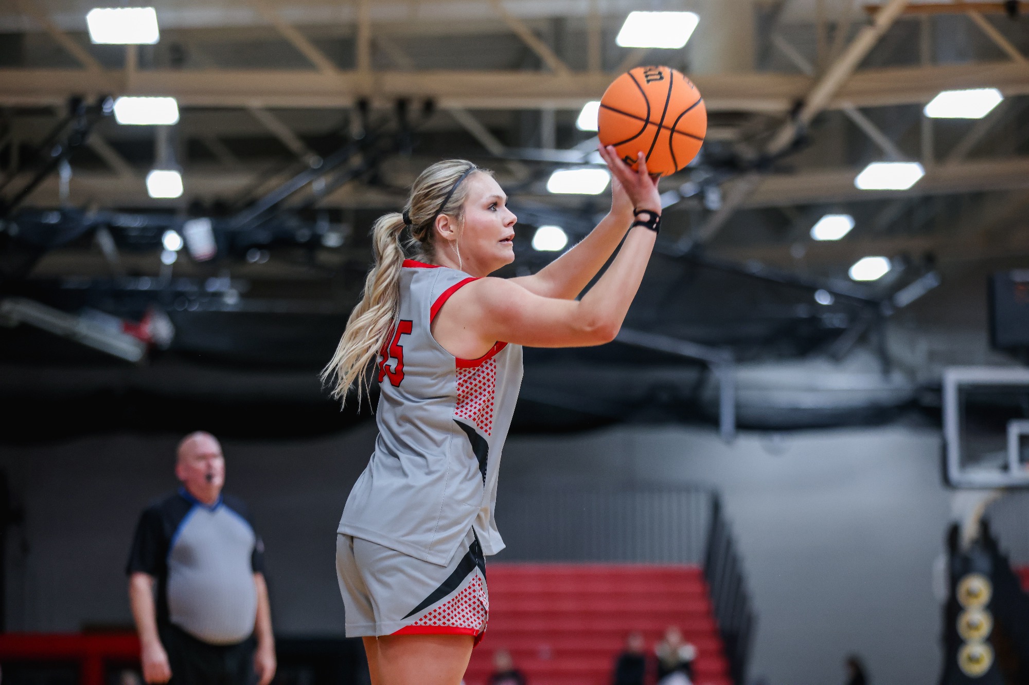 Caylin Kelly scored 15 points with six rebounds in an overtime win over Concordia-St. Paul on Friday. 