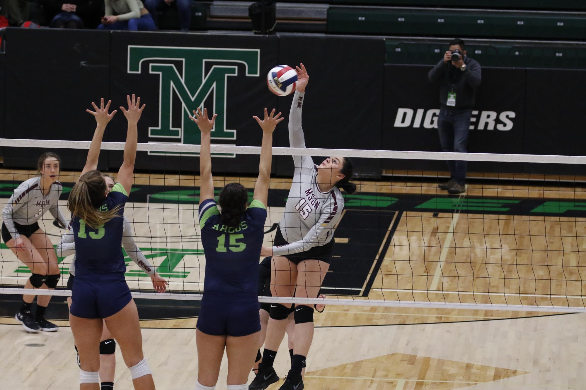 Skylights Season Ends With a Lost Against Lady Argos Montana State