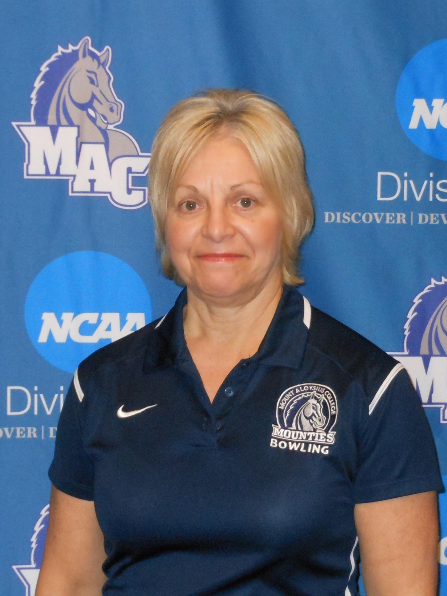 Coach Jones headshot