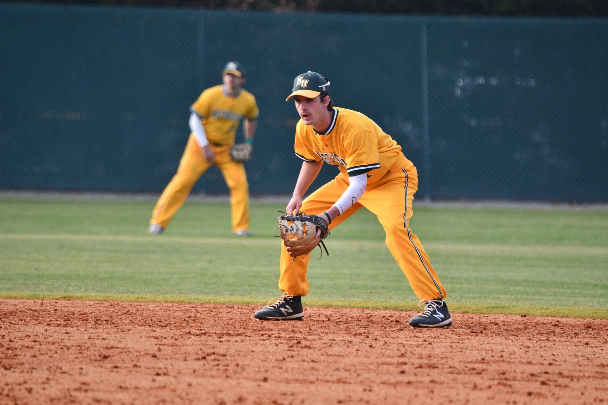 monarchs-outscore-scots-24-8-during-opening-day-double-header