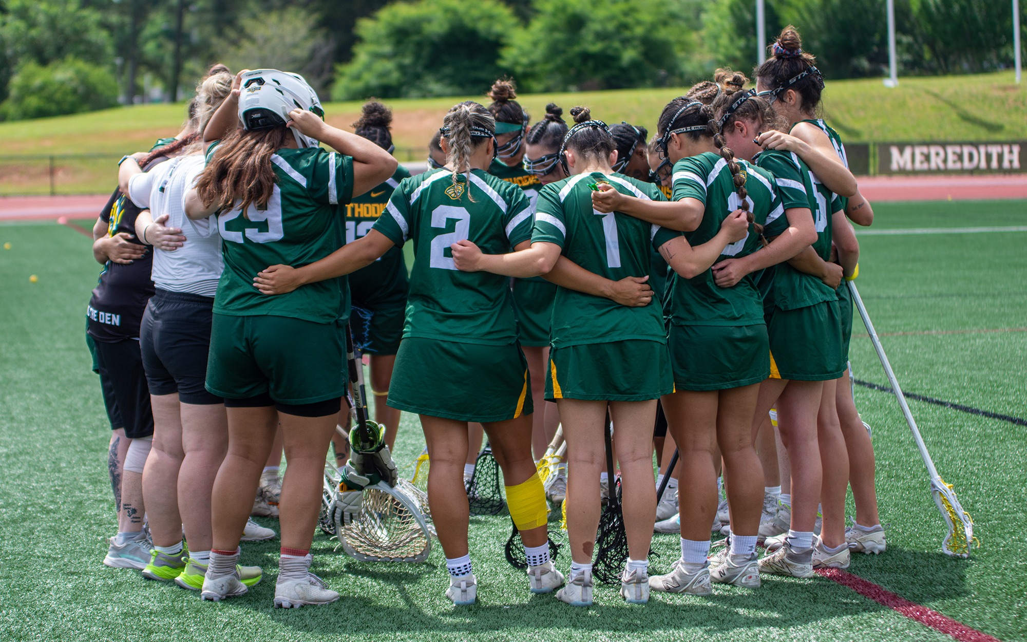 Team huddle before the start of the 2025 USA South Finals
