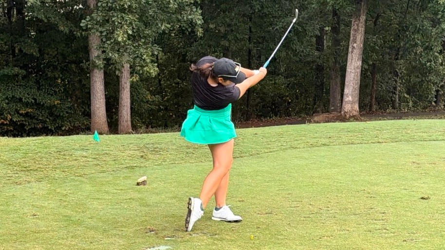Hashem Career-Best, Round One Chimney Oaks Invite