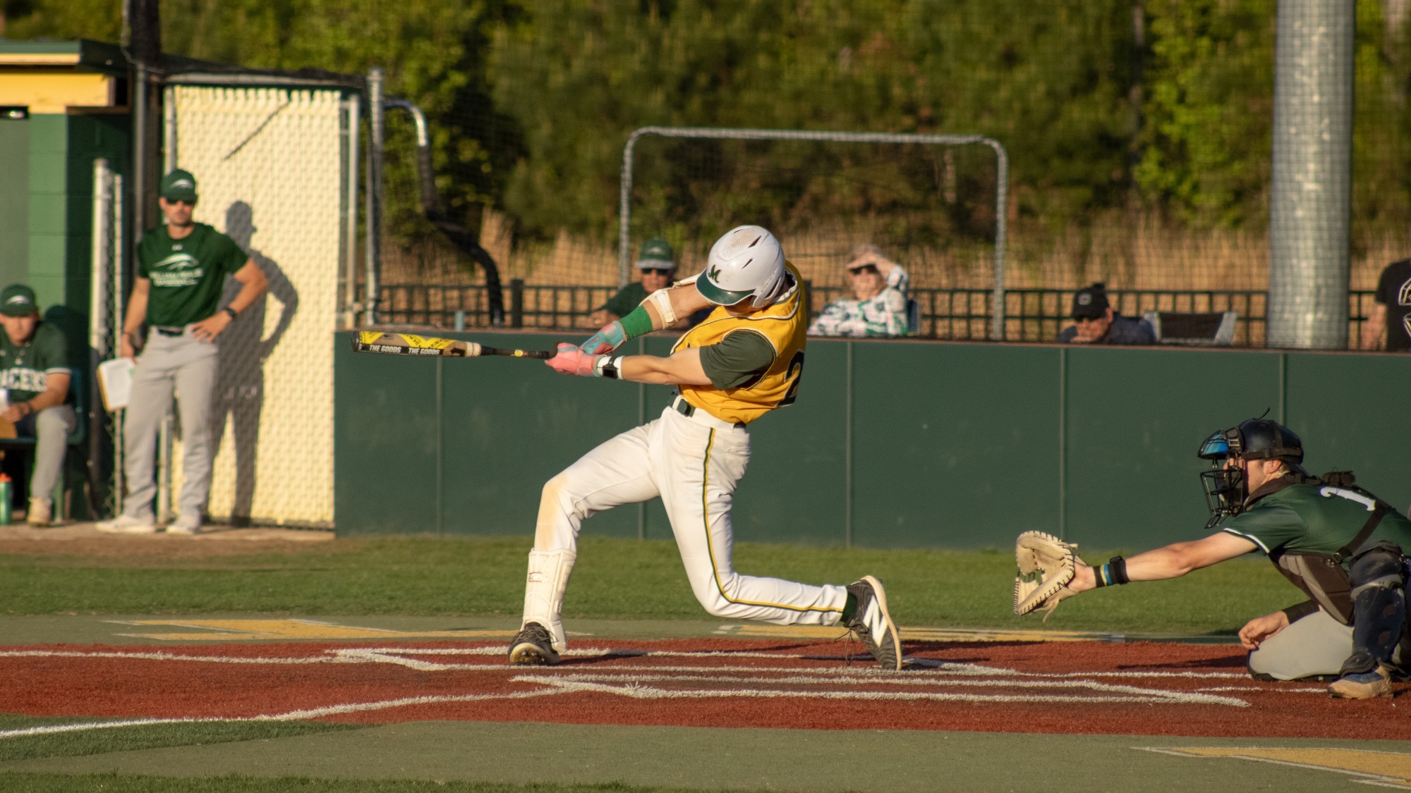Israel Ortiz swinging his bat 