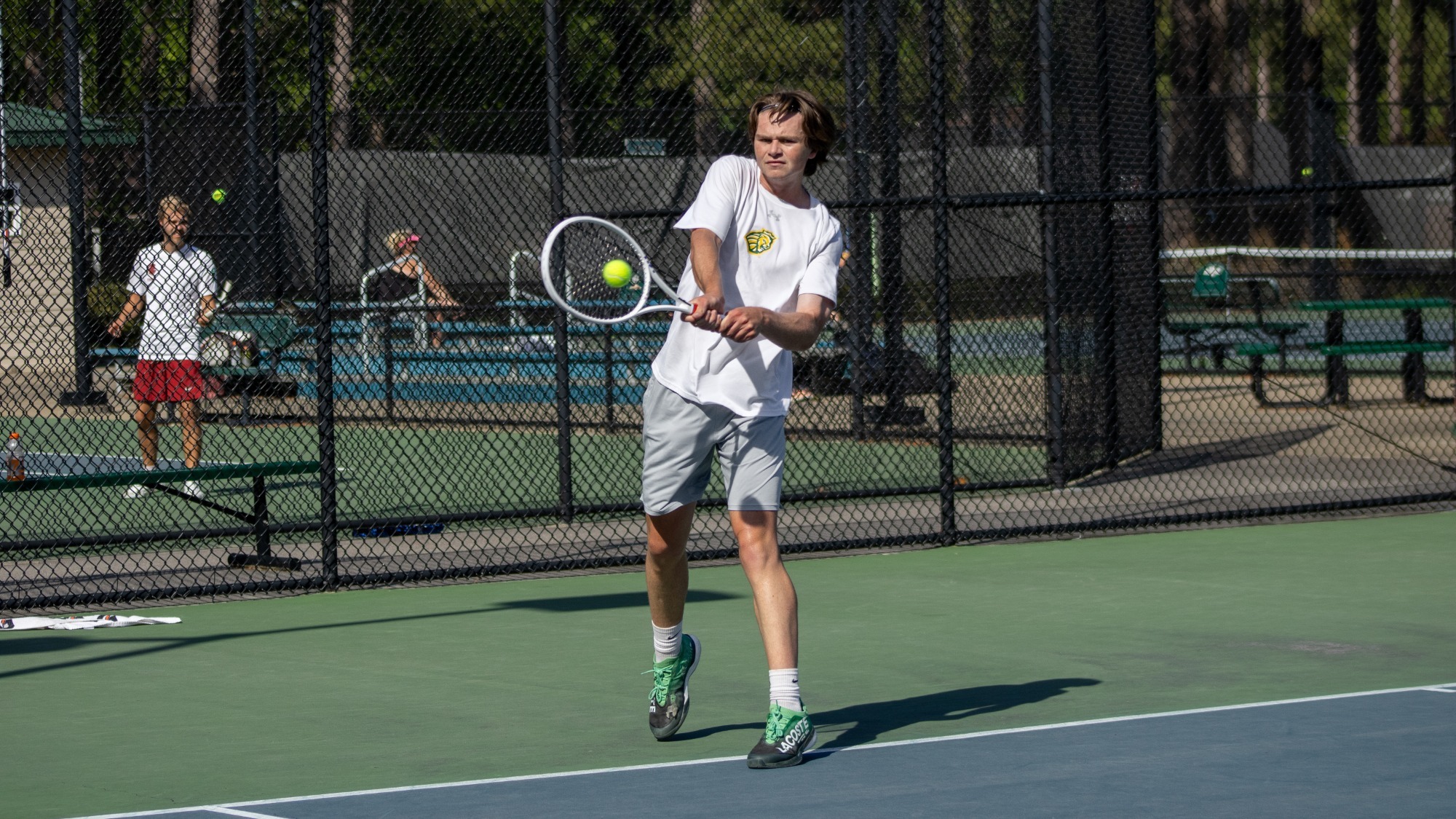 Matthew Hurley backhand return