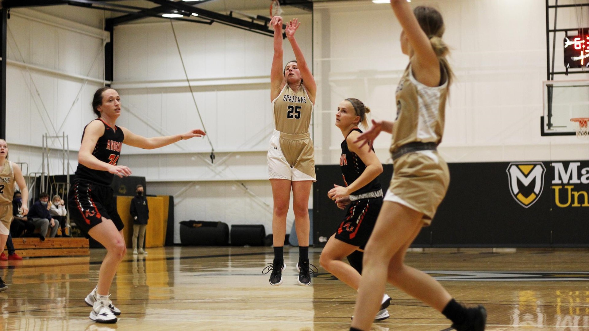 Macy Miller 202122 Women's Basketball Manchester University