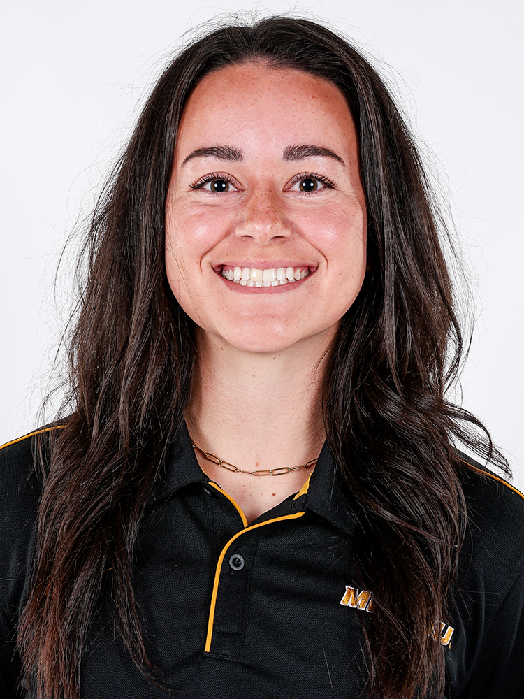 Molly Kuhbacher Headshot