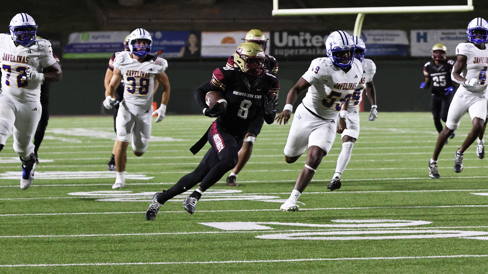 25_10_4_FB_TAMUK_Lott (2)