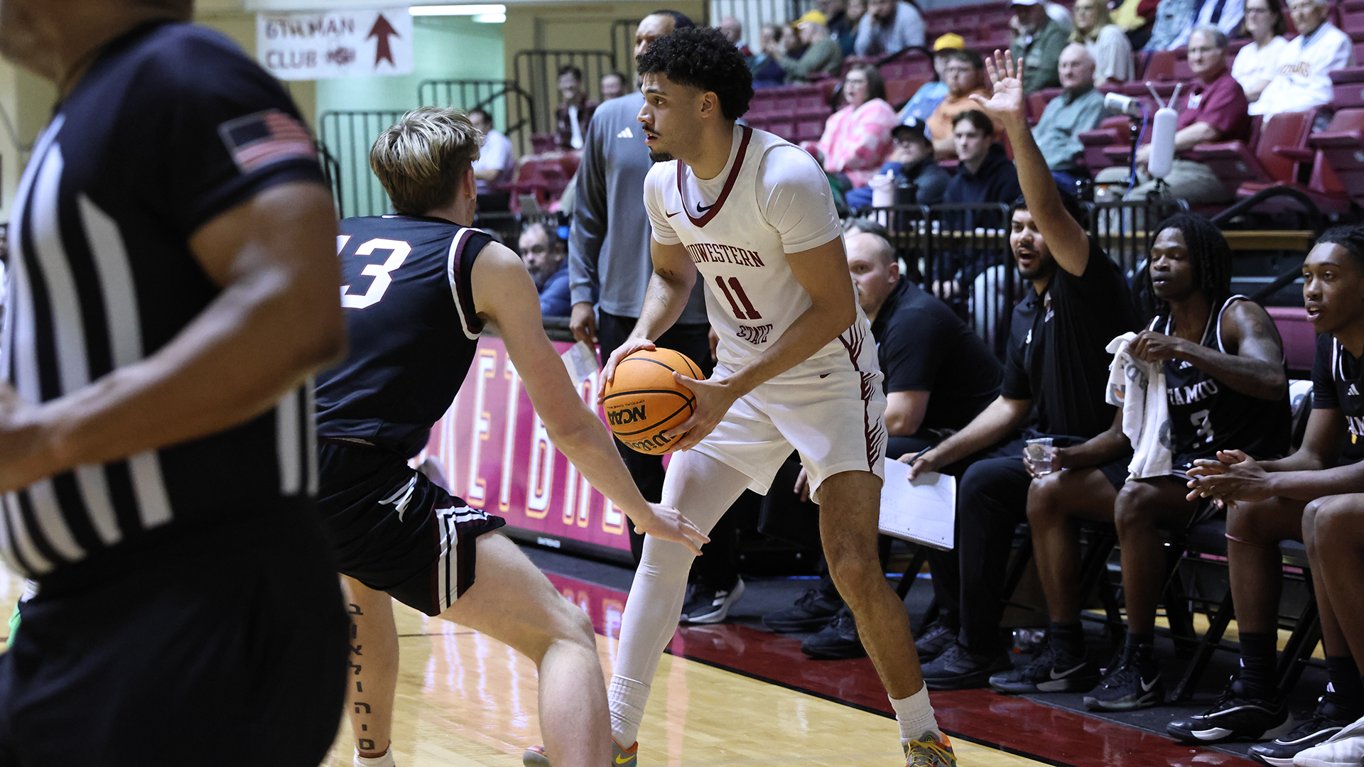 26_2_12_MBB_TAMIU_J.Jackson (1)