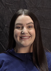 Cassandra Hatcher Headshot 2023 Queen