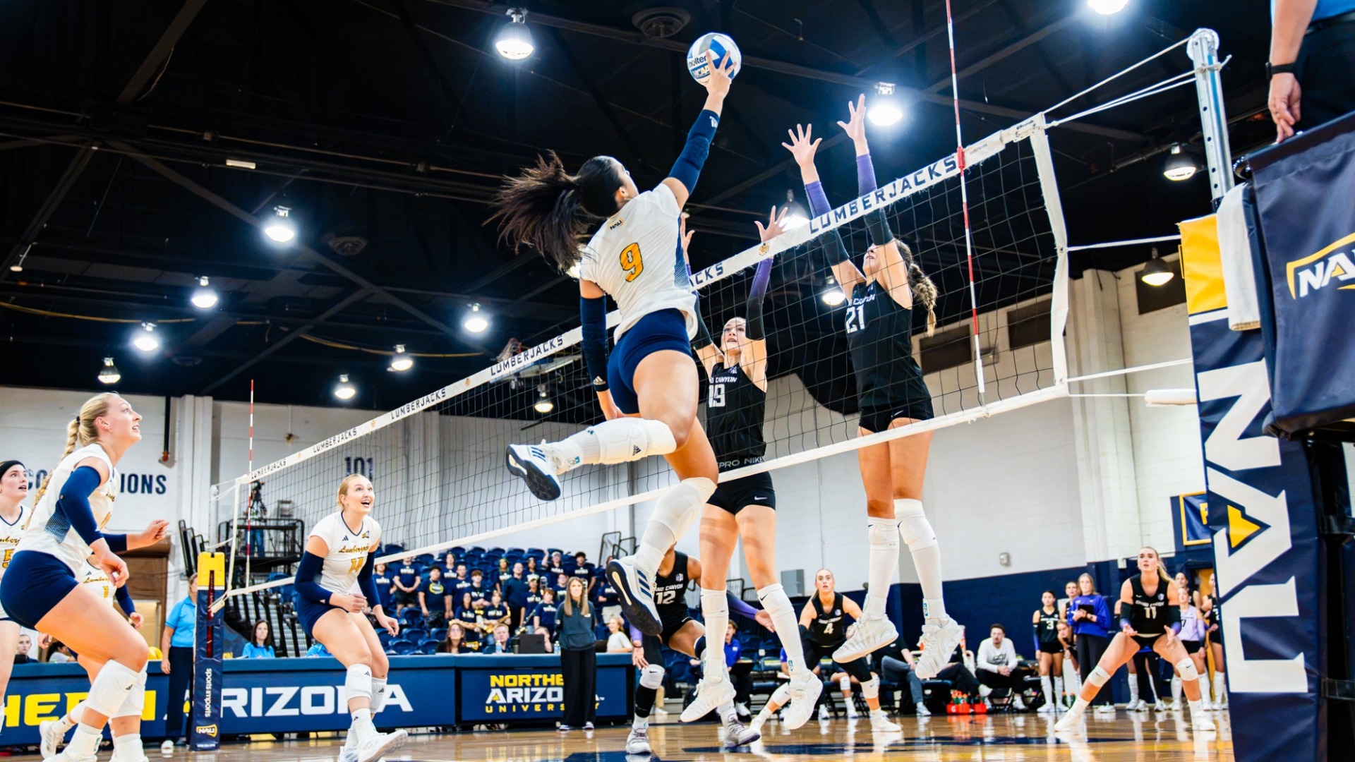 VB vs GCU