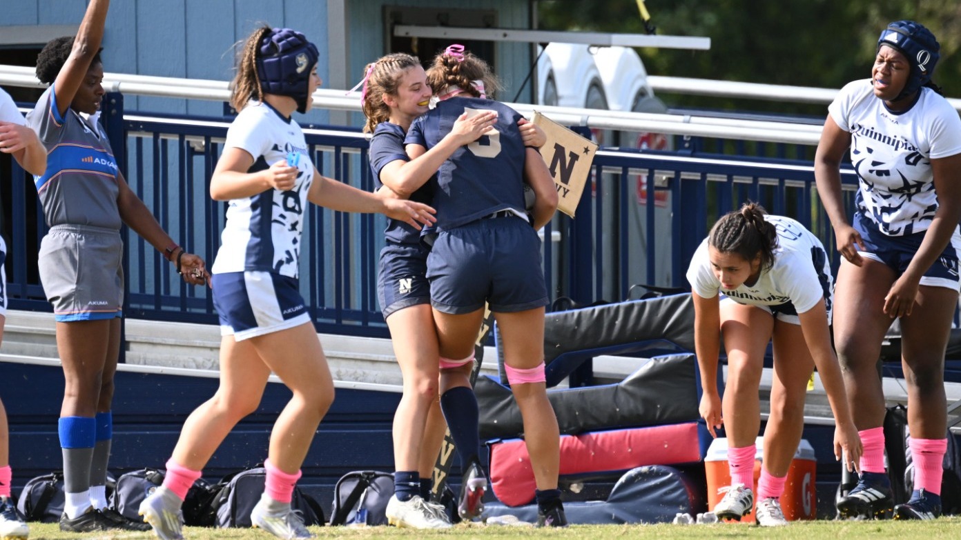 Mia Young / Ella Callahan