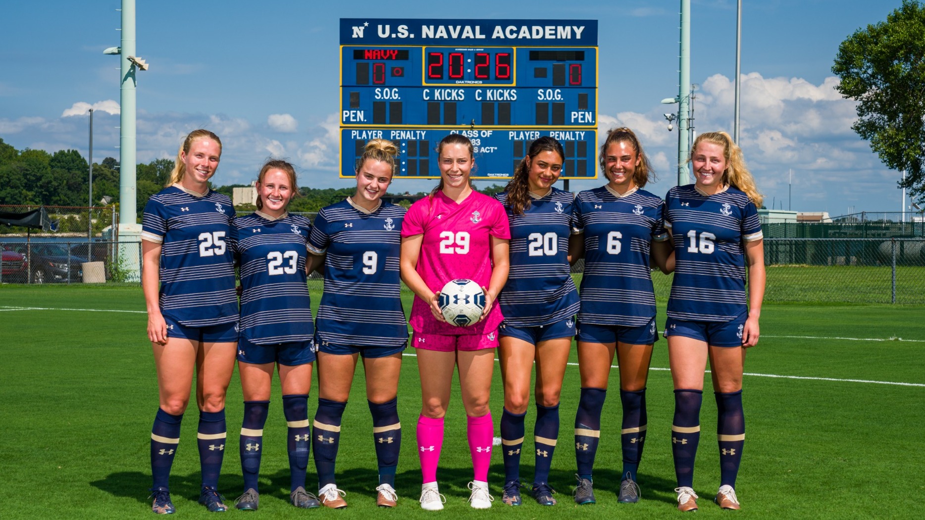 Women's Soccer Senior Class of 2027 poses in the preseason