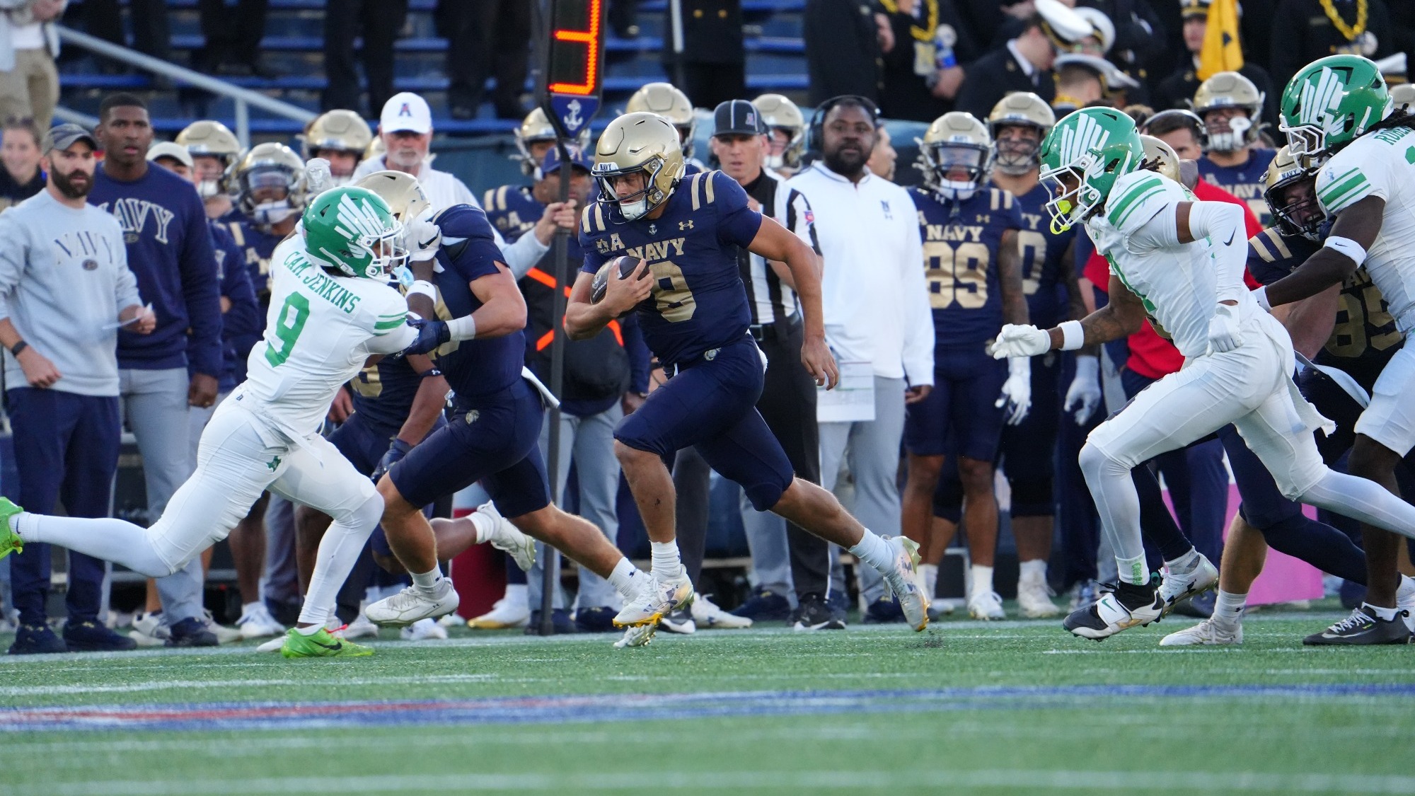 Jackson Gutierrez carries the ball against North Texas