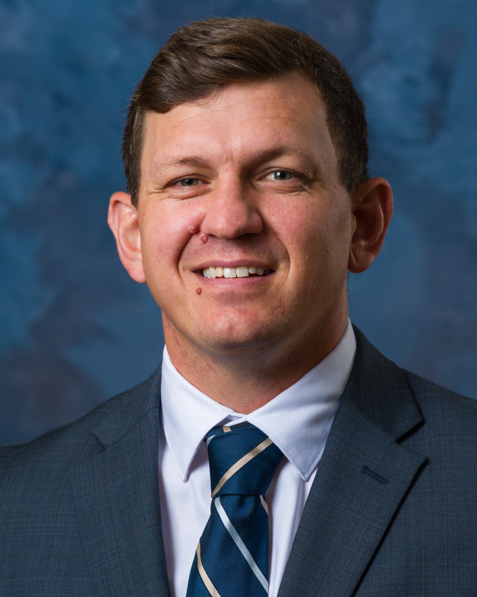 Headshot of Colton Cariaga
