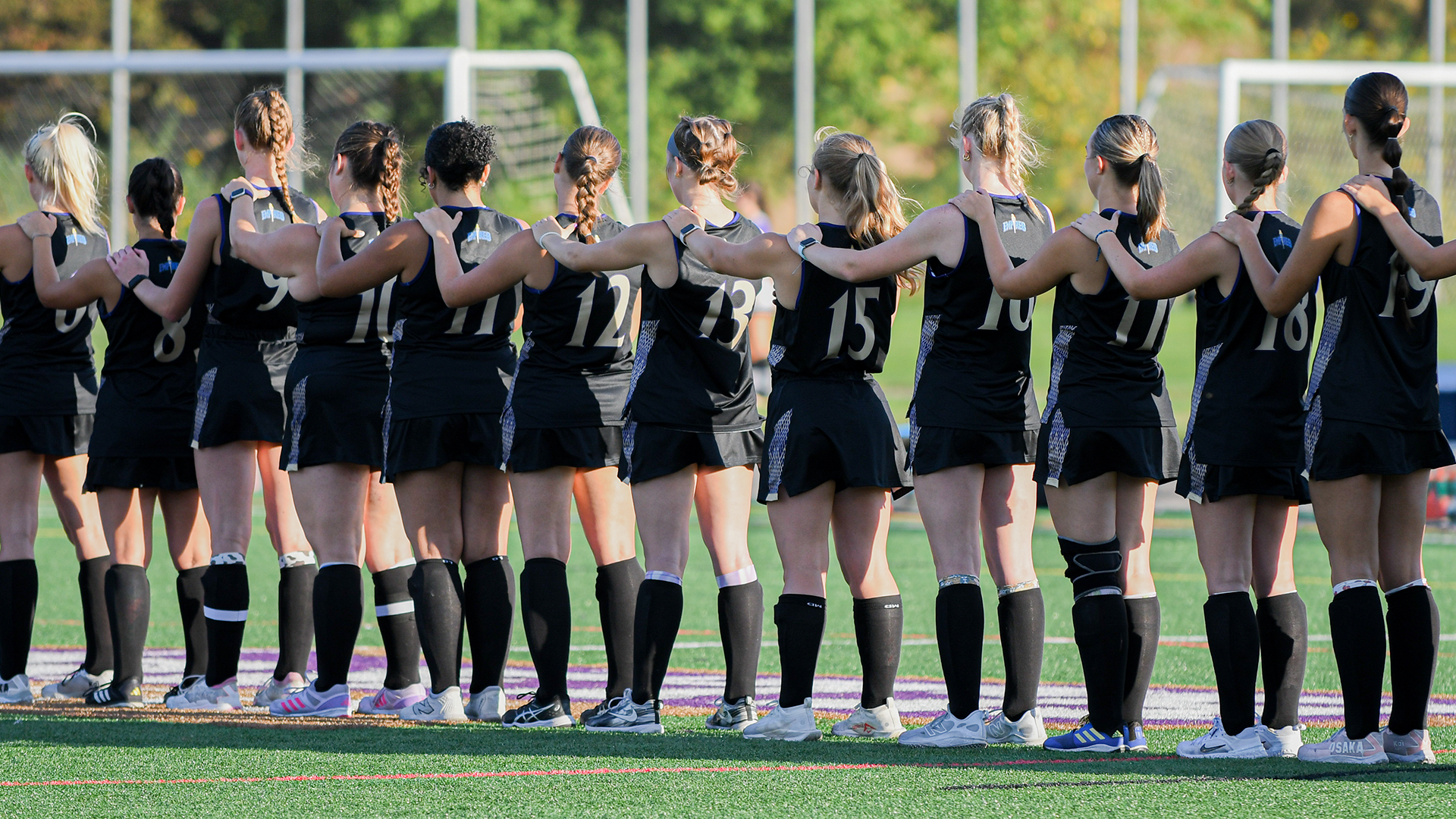 Field hockey anthem stand 