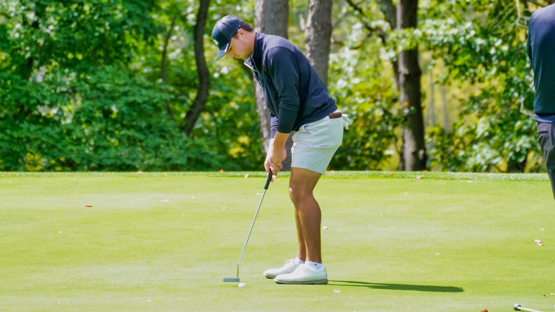 Lincoln Crosby Putting 