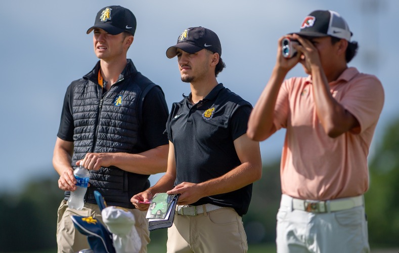 08322_A&T Golf