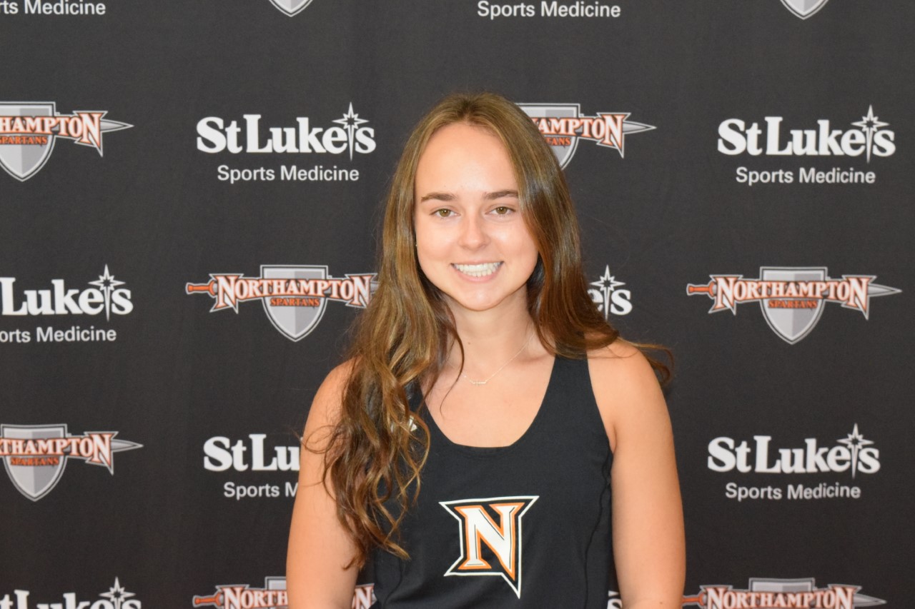 Elizabeth Hozza 2022 Women's Tennis Northampton Community College