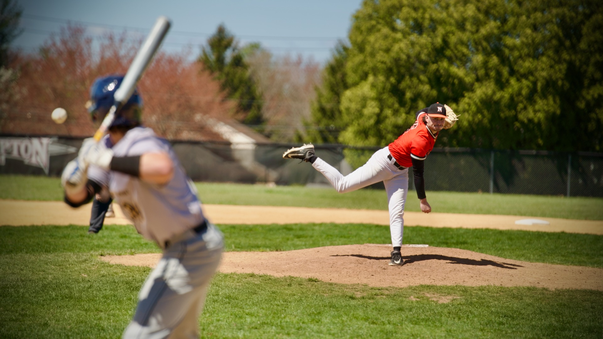 Panovec on mound