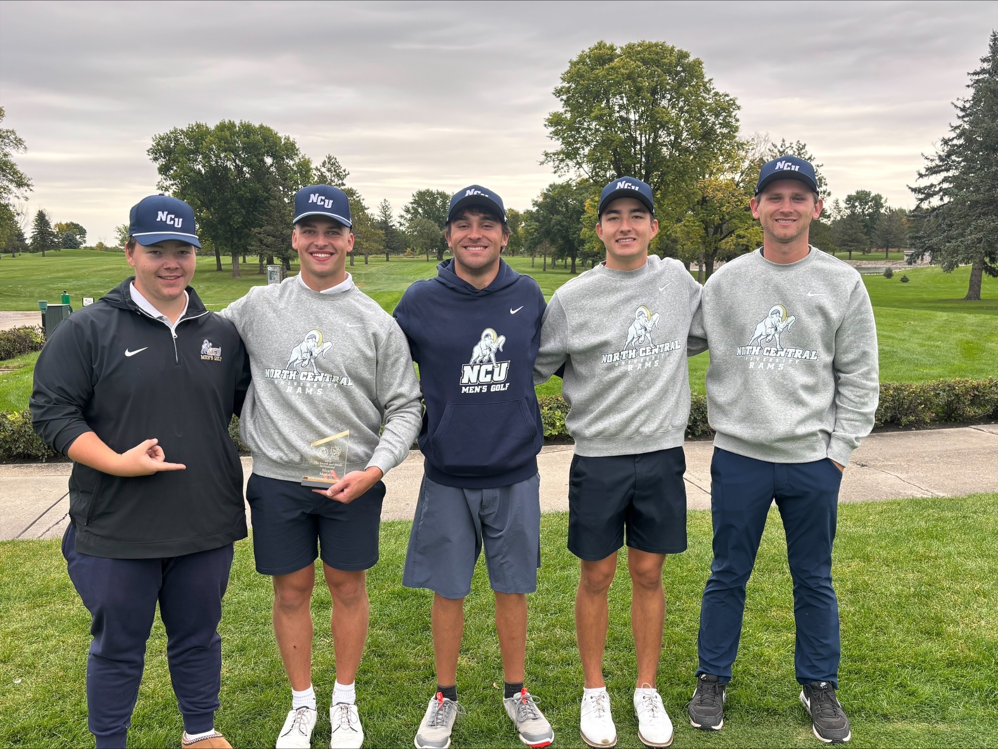 Men's golf article at Sword Invitational. Joe Stanton Solo Victory