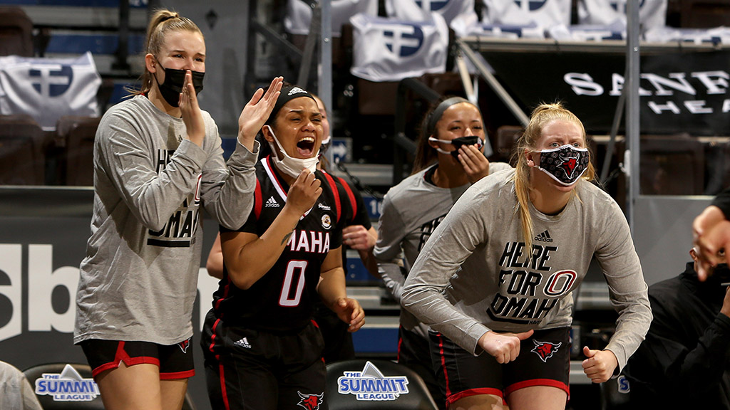 Omaha Captures Top 25 Win in Summit League Quarterfinal Upset