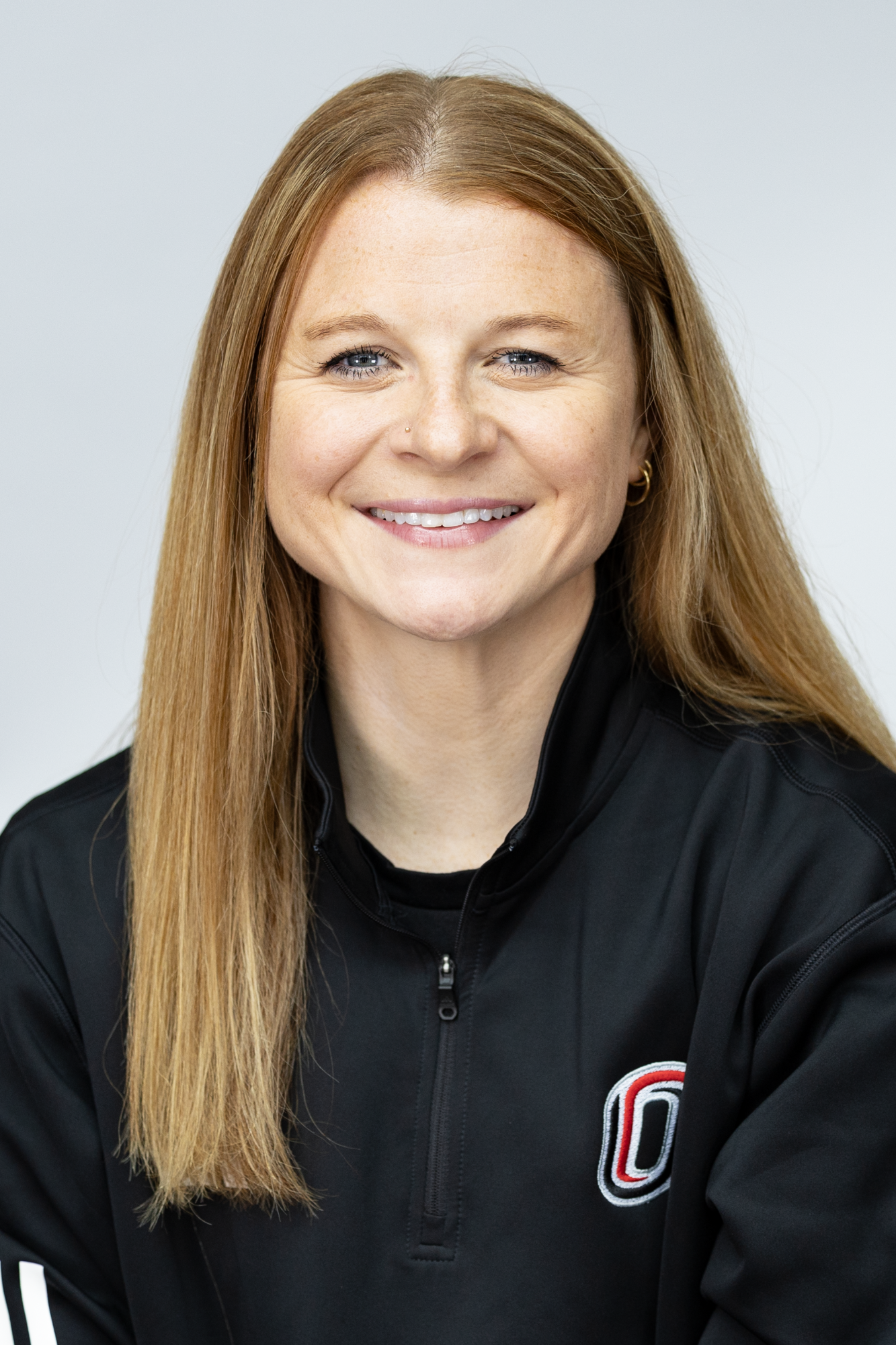 Leah Szabla Headshot 2025-26