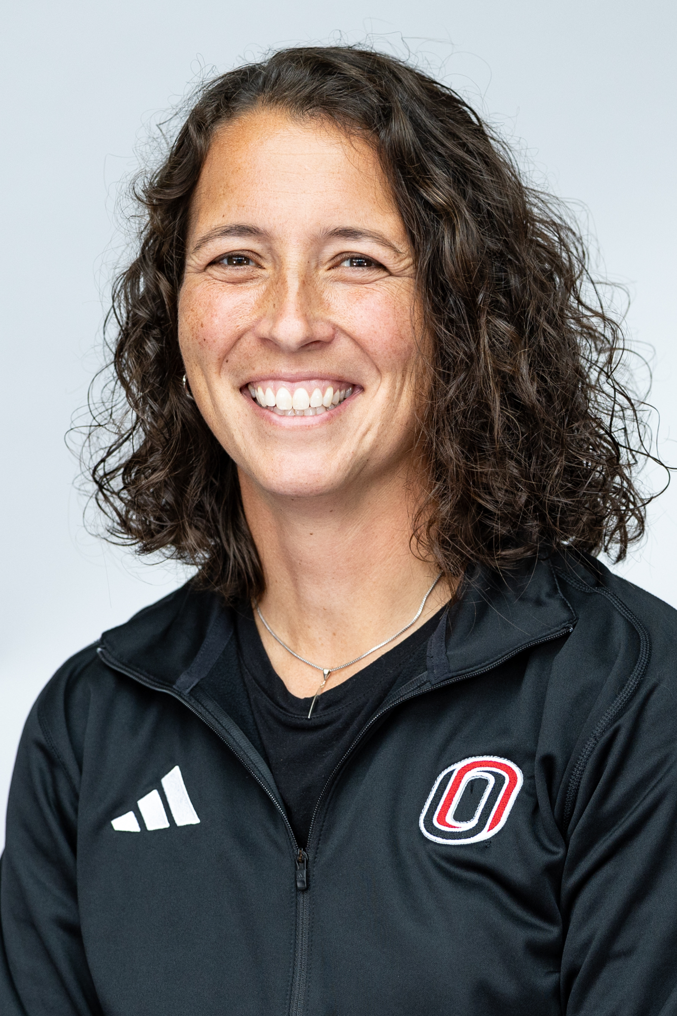 Dani Brooke Headshot 2025-26