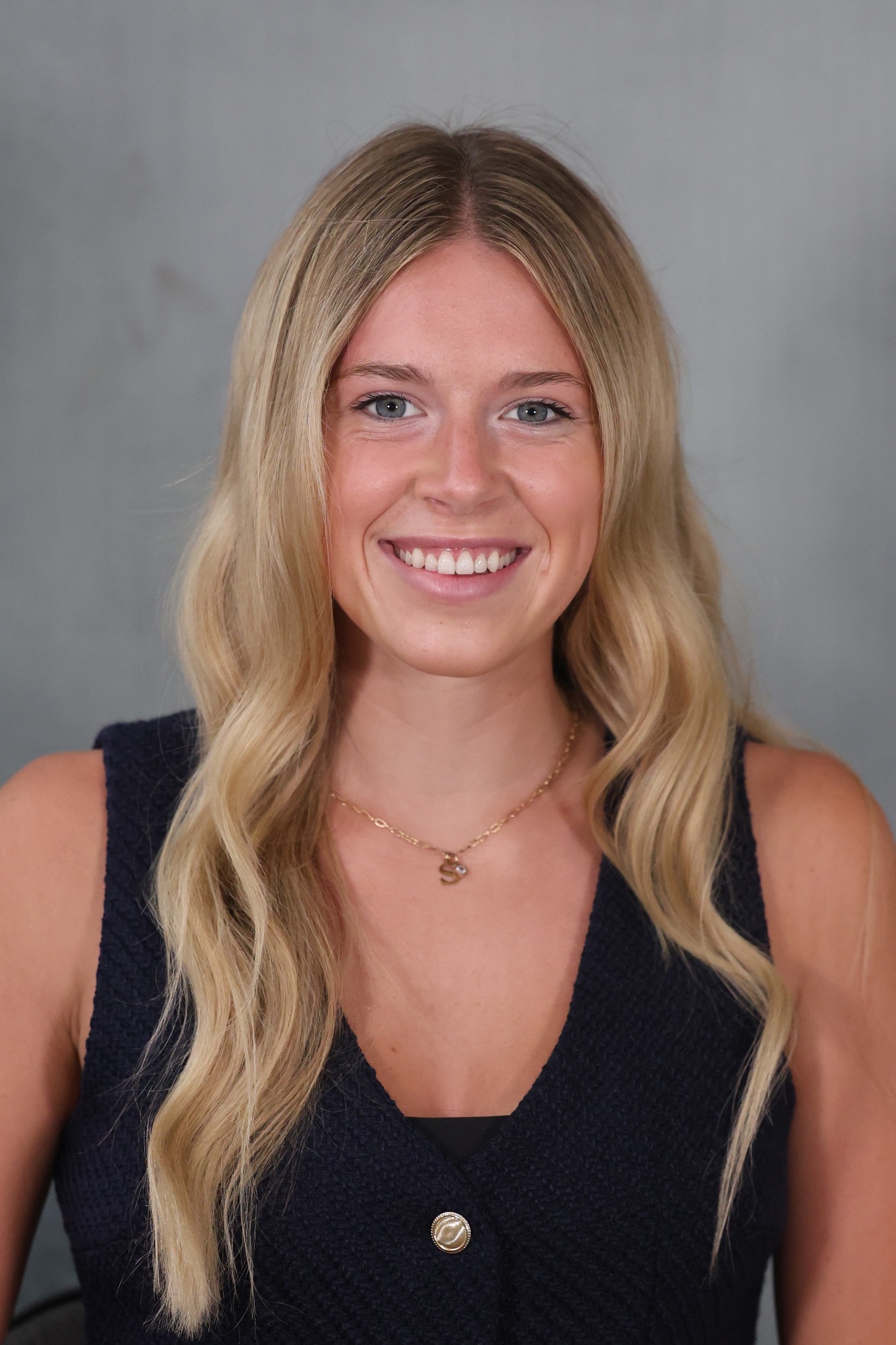 Sydney Galloday Headshot