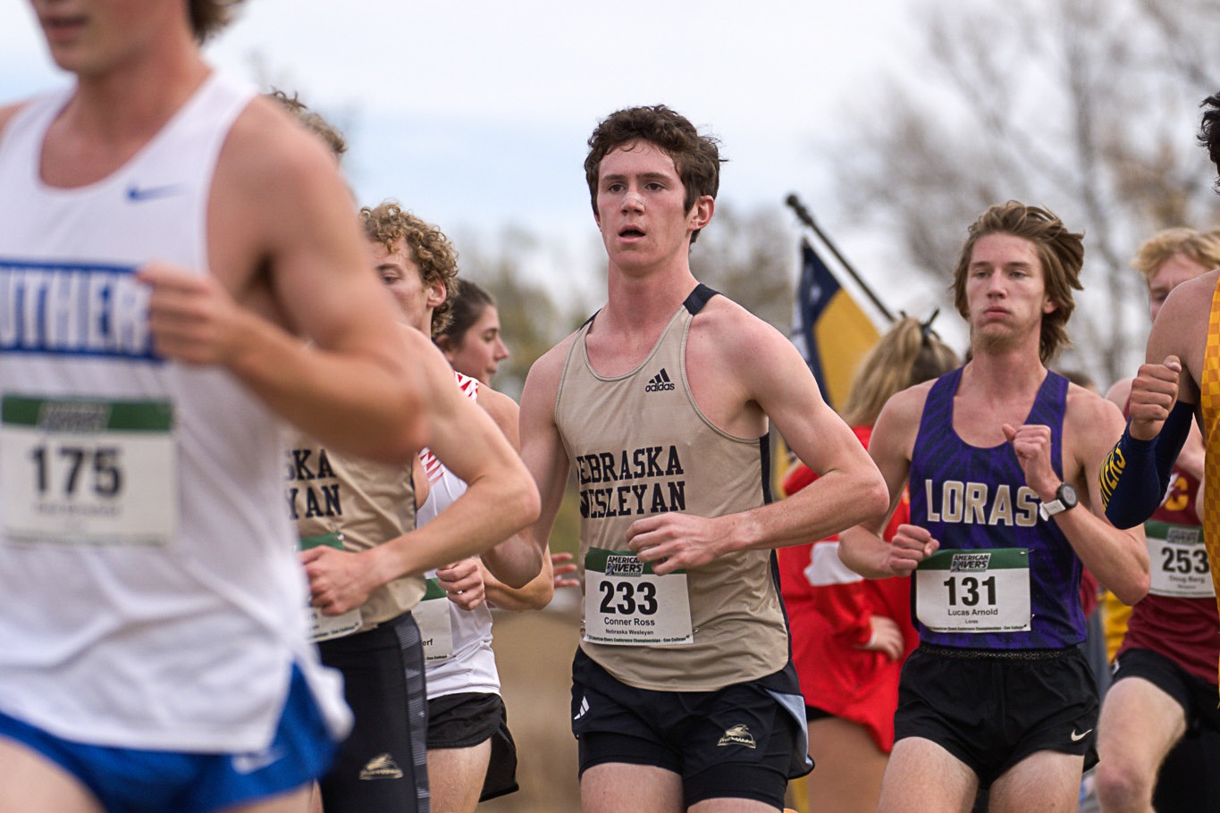 Connor Ross runs in a tight pack at the A-R-C Championship