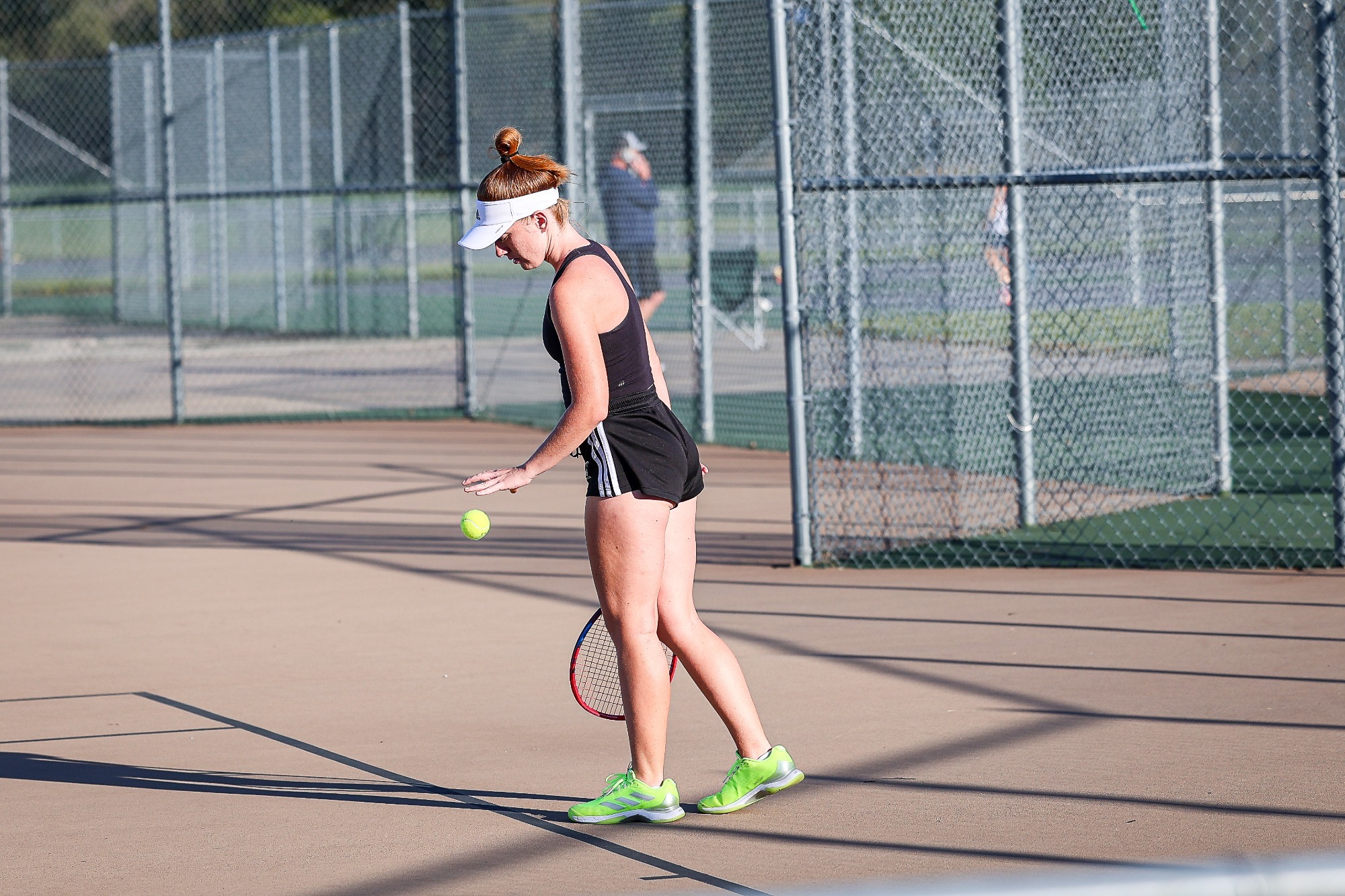 Sylvia Kamradt prepares her serve