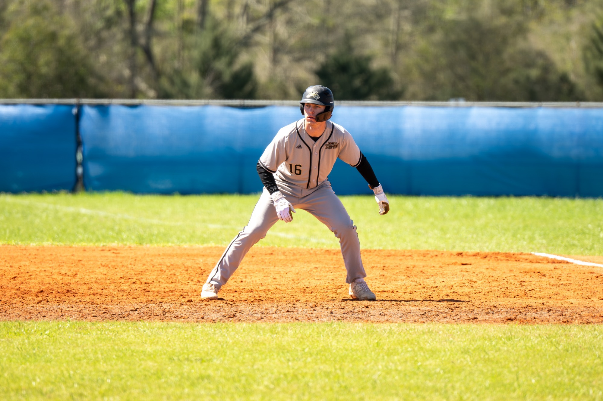 Owen Duckworth leads off first base