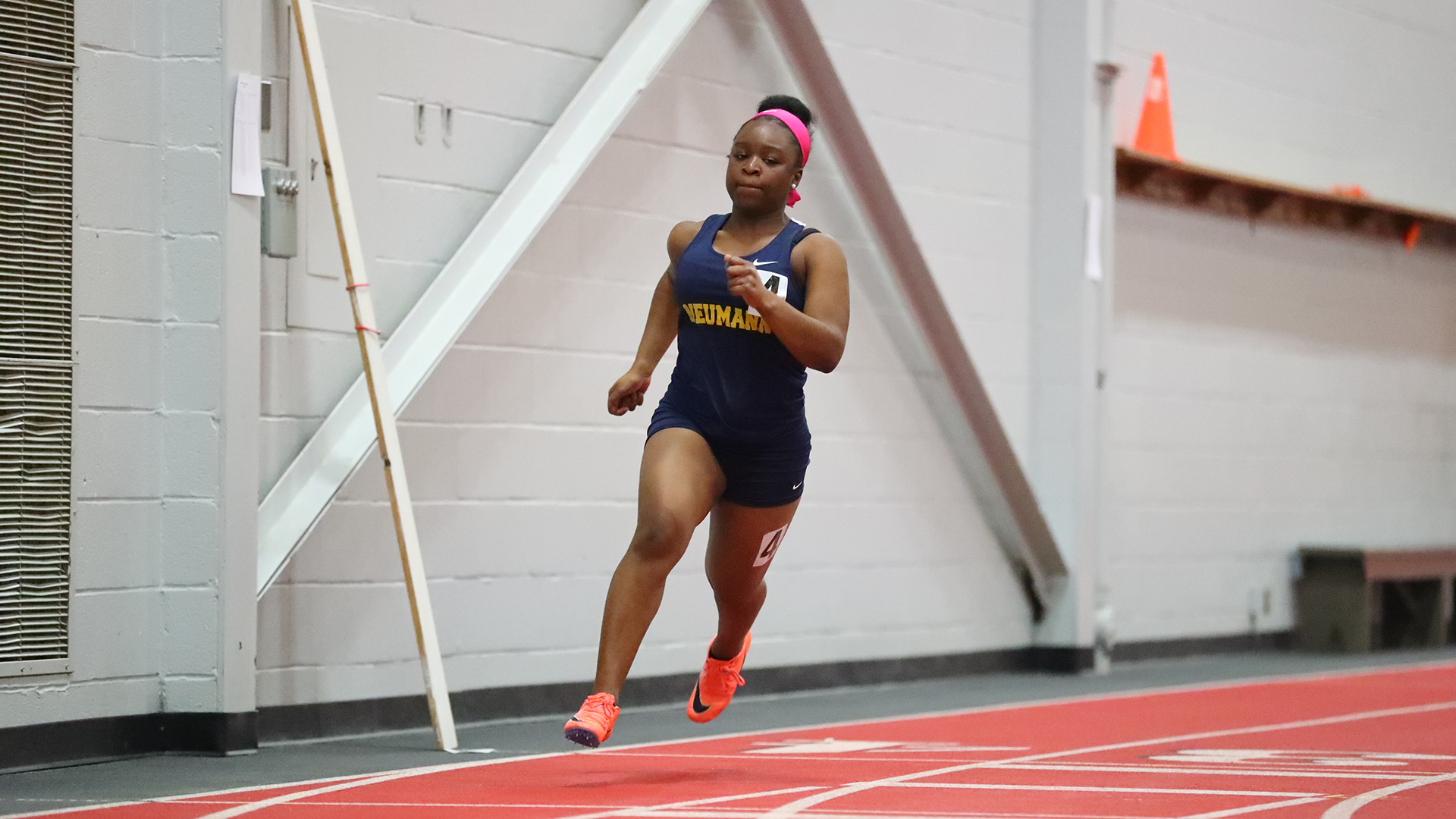 220104 Neumann University - Men’s & Women’s Indoor Track at Muhlenberg