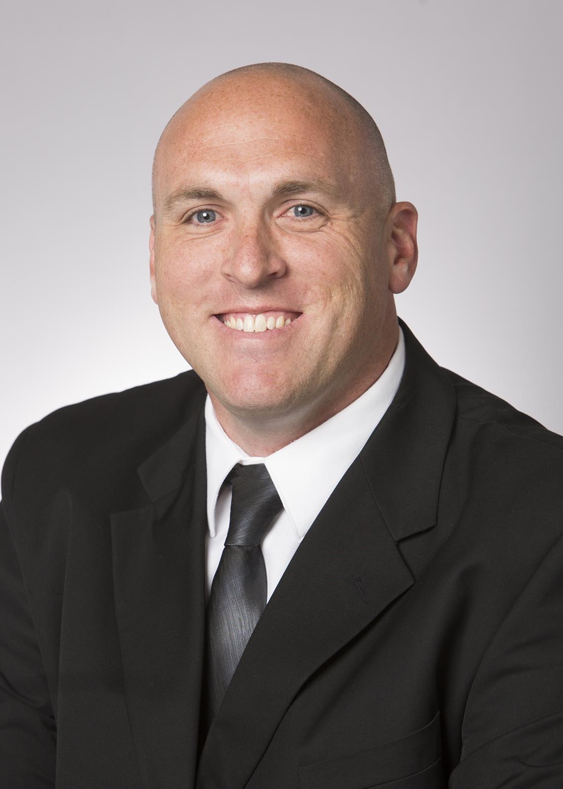 Damien Garnett