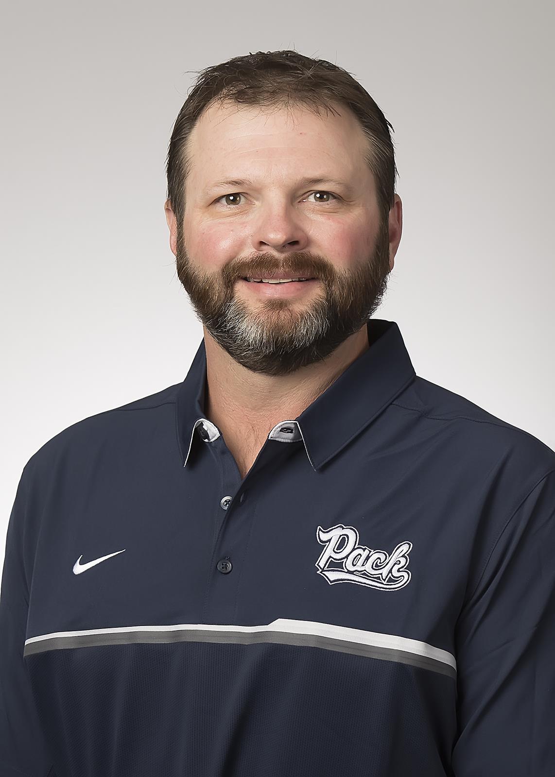2017 Headshot of Mason Miller